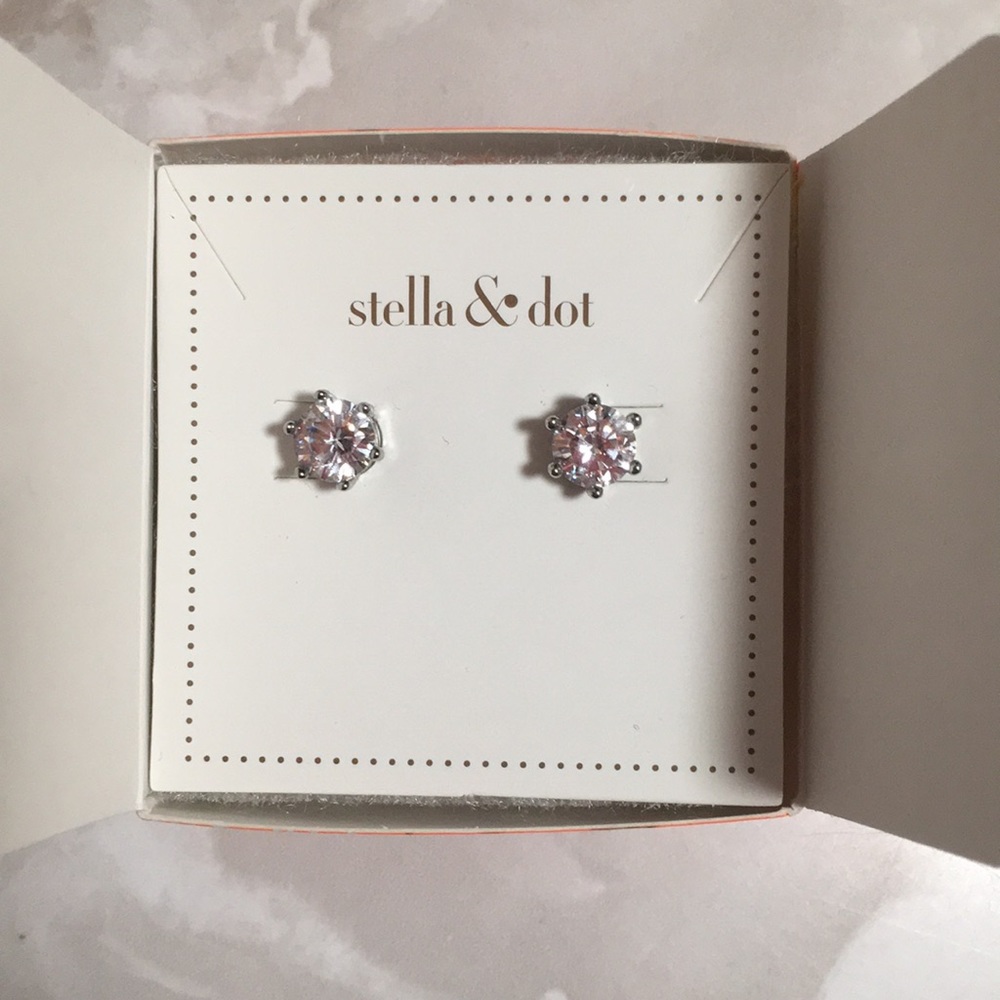 Stella & Dot sparkle studs